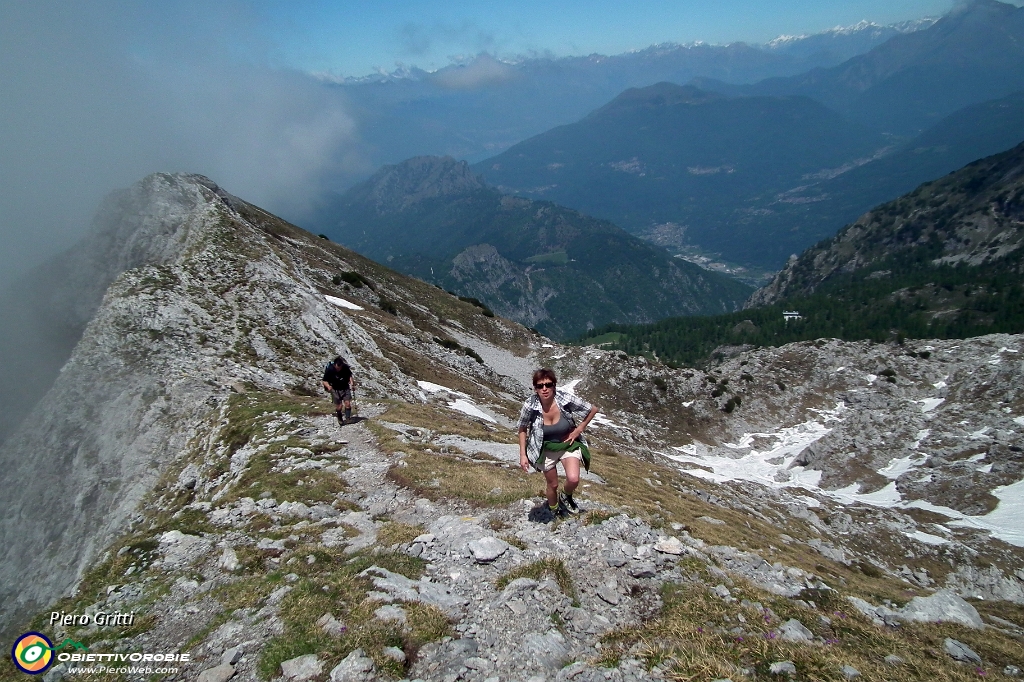 56 sul versante verso la Valsassina....JPG